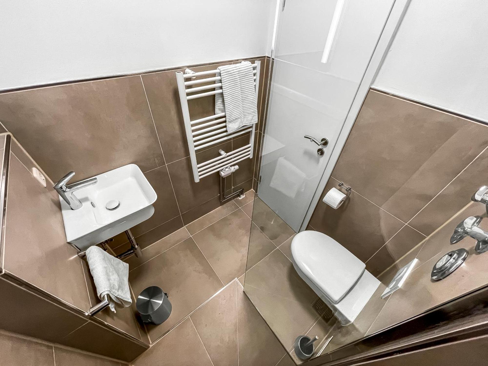 Moderne Studio Apartments In Nuernberg Luaran gambar